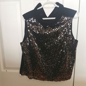 Sparkly sequined collard top